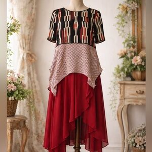 BCBG MAXAZRIA Two toned print top